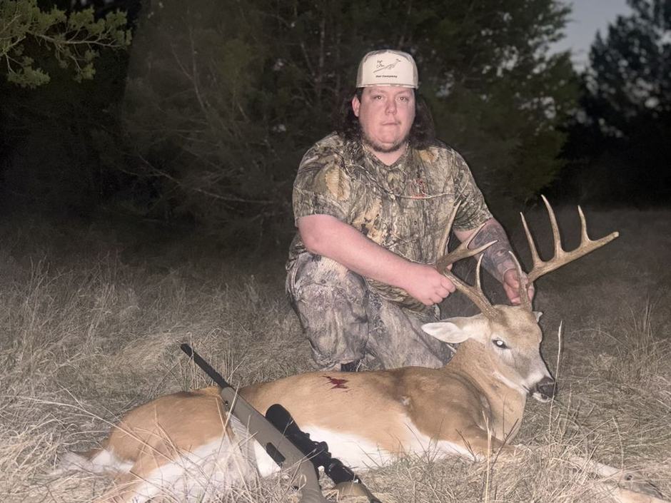 Low-Fence Whitetail Hunting