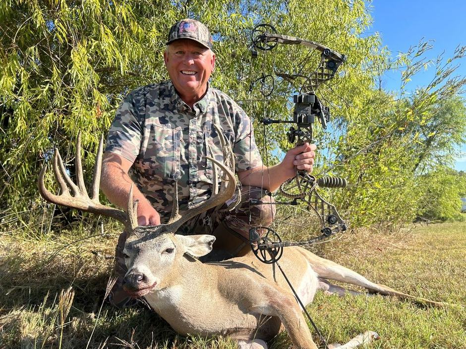 Low-Fence Whitetail Hunting at Mesa Valley Outdoors